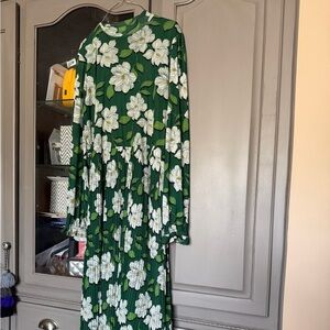 Draper James Blue Label on Olive Green Garment